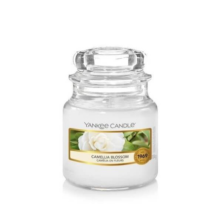 Yankee Candle Small Jar Camellia Blossom świeca zapachowa w małym słoju delikatny kwiat kamelii 104g